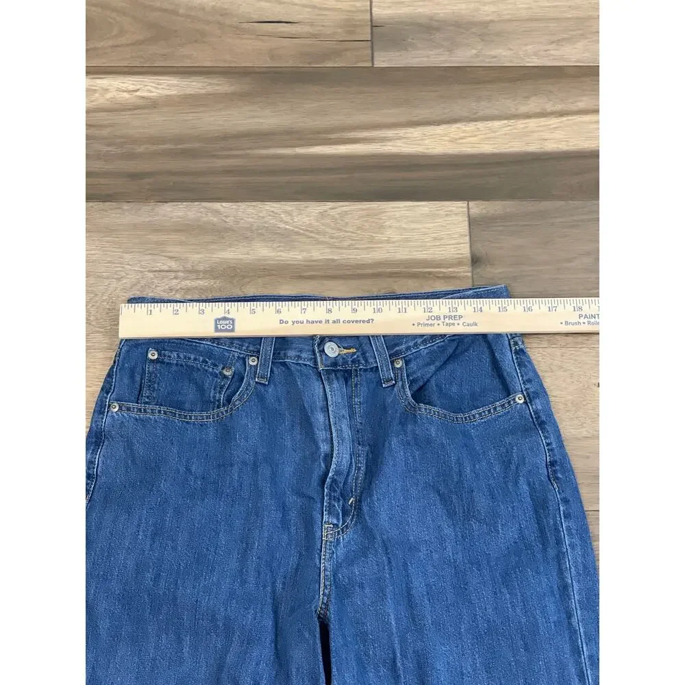 Levi’s 80s Mom Jeans Size 31 High Rise Medium Wash Vintage Straight Tapered Leg